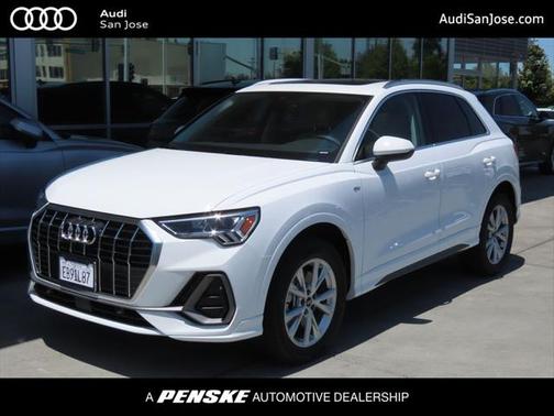2025 Audi Q3 Premium 45 TFSI S line quattro Tiptronic