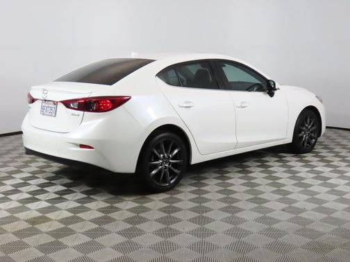 2018 Mazda Mazda3 Touring