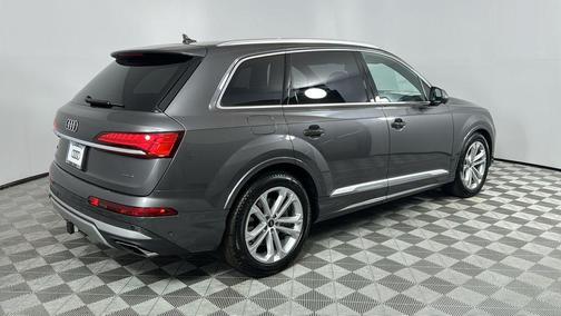 2025 Audi Q7 55 Prestige