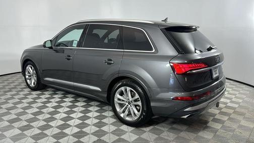2025 Audi Q7 55 Prestige