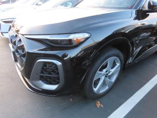 2025 Audi Q5 Prestige TFSI quattro S tronic