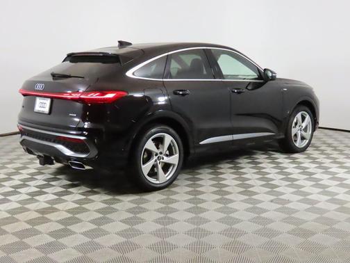 2025 Audi Q5 Prestige TFSI quattro S tronic