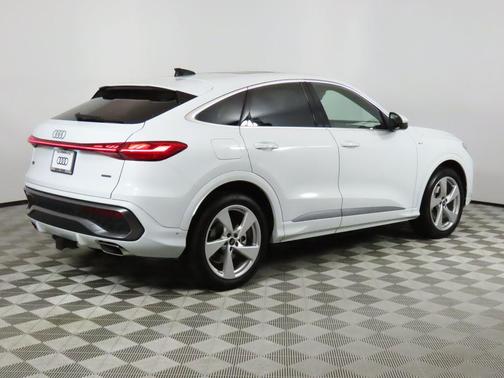 2025 Audi Q5 Prestige TFSI quattro S tronic