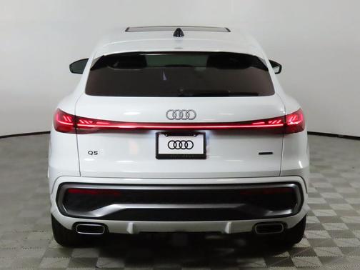 2025 Audi Q5 Prestige TFSI quattro S tronic