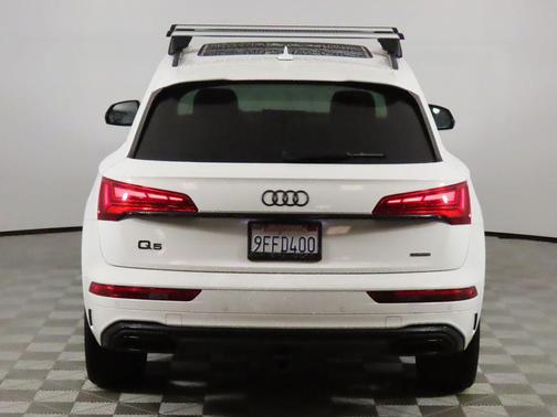2023 Audi Q5 45 S line Premium Plus