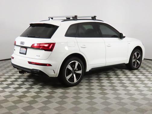 2023 Audi Q5 45 S line Premium Plus