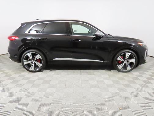 2025 Audi SQ5 3.0T Prestige