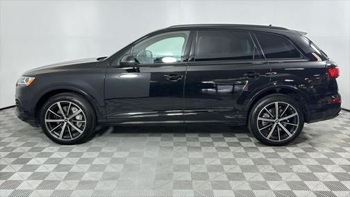 2022 Audi Q7 Premium Plus 55 TFSI quattro Tiptronic