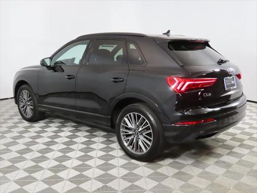 2023 Audi Q3 Premium Plus 40 TFSI quattro Tiptronic