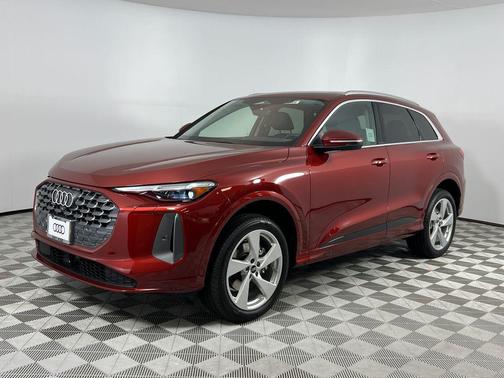 2025 Audi Q5 Premium Plus TFSI quattro S tronic