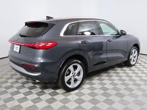 2025 Audi Q5 Premium Plus TFSI quattro S tronic