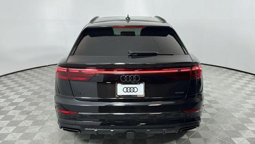 2025 Audi Q8 55 Prestige