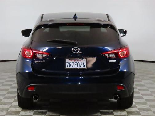 2016 Mazda Mazda3 s Grand Touring