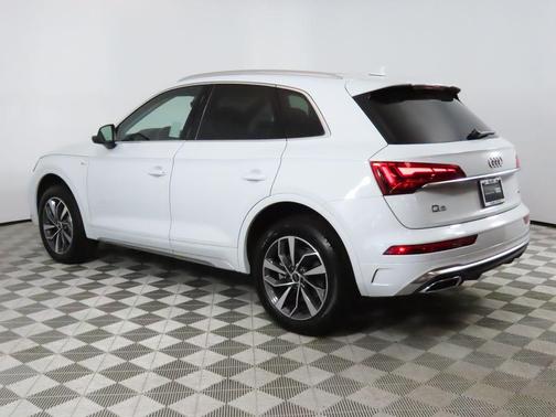 2025 Audi Q5 45 S line Premium Plus