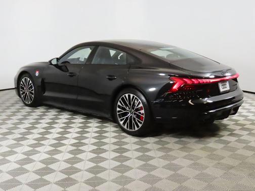 2026 Audi S e-tron GT Prestige quattro