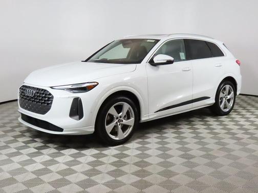 2025 Audi Q5 Prestige TFSI quattro S tronic