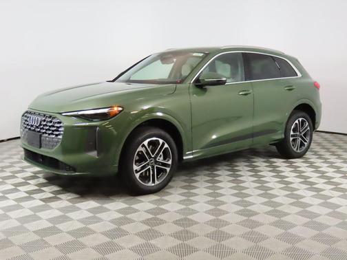 2025 Audi Q5 Premium TFSI quattro S tronic