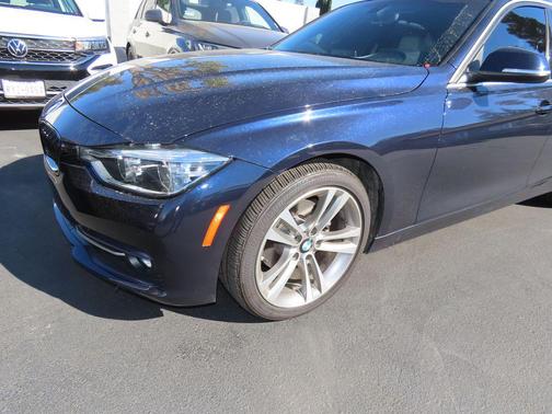 2017 BMW 330 330i