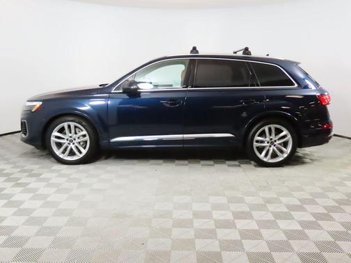 2025 Audi Q7 55 Prestige