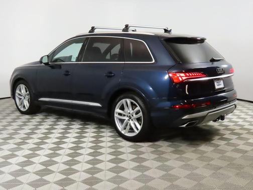 2025 Audi Q7 55 Prestige
