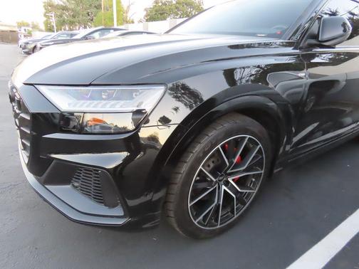 2023 Audi Q8 55 Prestige