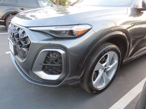 2025 Audi Q5 Premium Plus TFSI quattro S tronic