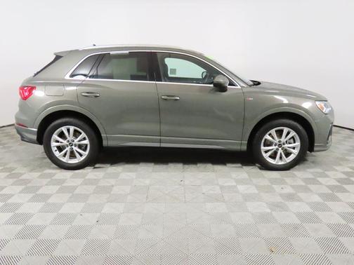 2025 Audi Q3 45 S line Premium Plus