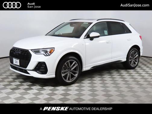 2025 Audi Q3 Premium 45 TFSI S line quattro Tiptronic