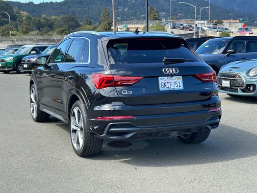 2020 Audi Q3 45 S line Prestige