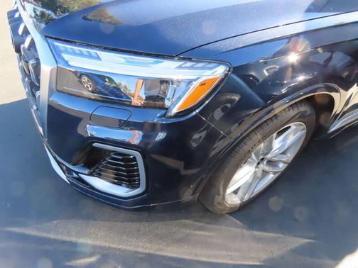 2025 Audi Q7 55 Prestige