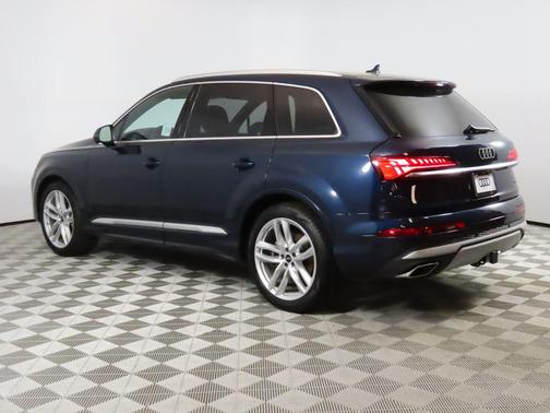 2025 Audi Q7 55 Prestige