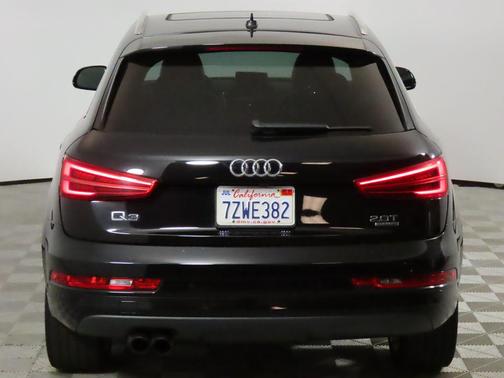 2017 Audi Q3 2.0T Premium Plus