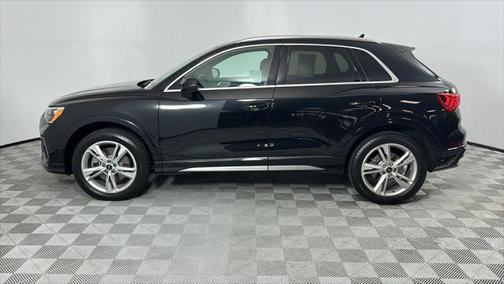 2022 Audi Q3 Premium 45 TFSI S line quattro Tiptronic