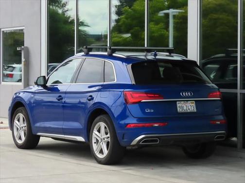 2022 Audi Q5 Premium 55 TFSI e S line quattro S tronic