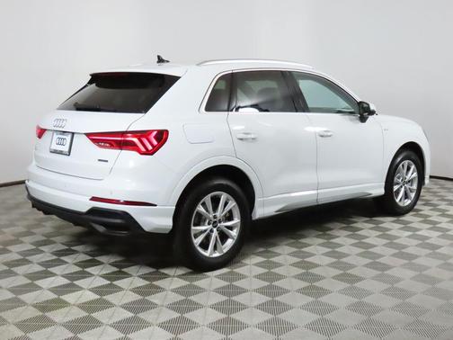 2025 Audi Q3 45 S line Premium Plus