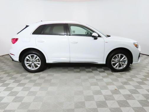 2025 Audi Q3 45 S line Premium Plus