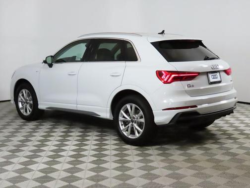 2025 Audi Q3 45 S line Premium Plus