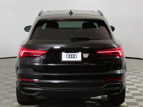 2025 Audi Q3 45 S line Premium Plus