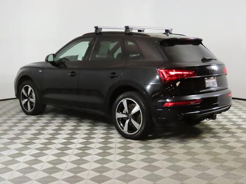 2023 Audi Q5 45 S line Prestige
