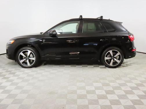 2023 Audi Q5 45 S line Prestige