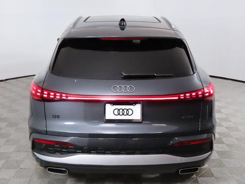 2025 Audi Q5 Premium Plus TFSI quattro S tronic