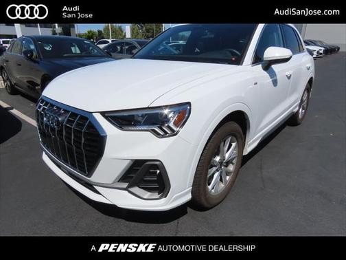 2024 Audi Q3 Premium 45 TFSI S line quattro Tiptronic