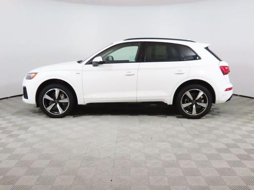 2023 Audi Q5 45 S line Prestige