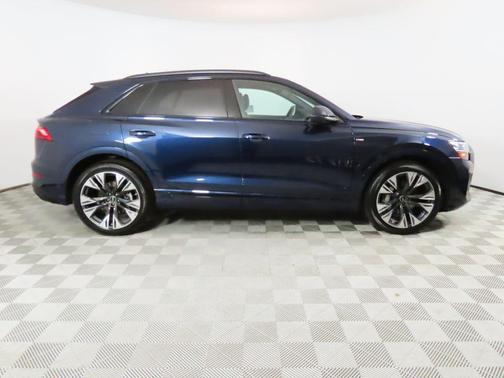 2025 Audi Q8 55 Prestige