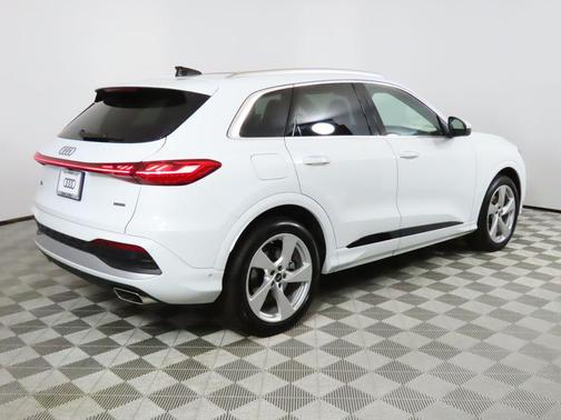 2025 Audi Q5 Prestige TFSI quattro S tronic