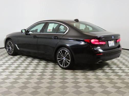 2022 BMW 530e Base