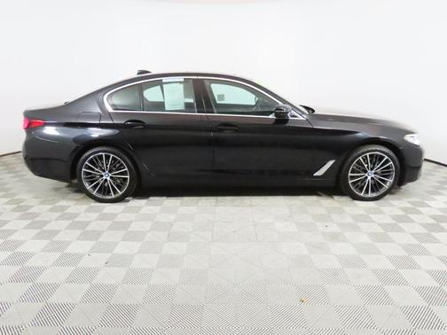 2022 BMW 530e Base