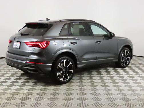 2025 Audi Q3 45 S line Premium Plus