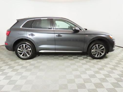 2025 Audi Q5 45 S line Premium Plus