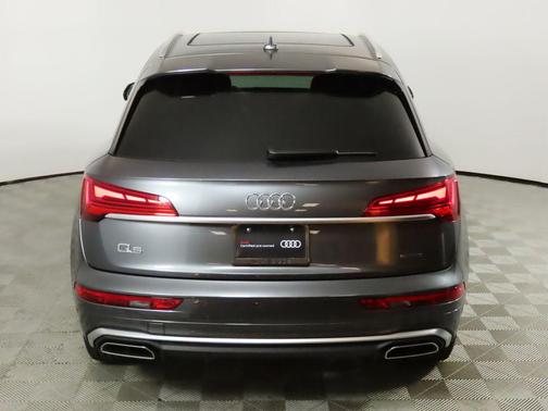 2025 Audi Q5 45 S line Premium Plus